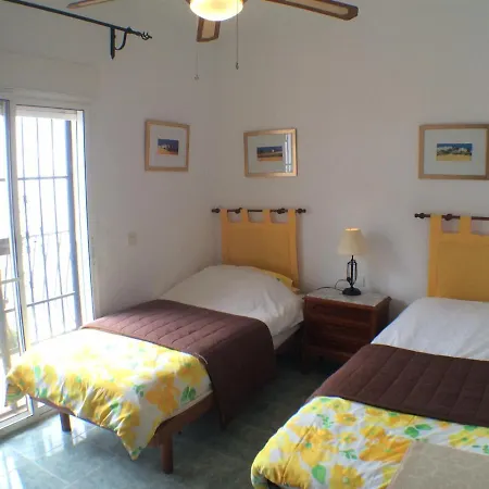 Nueva Townhouse *